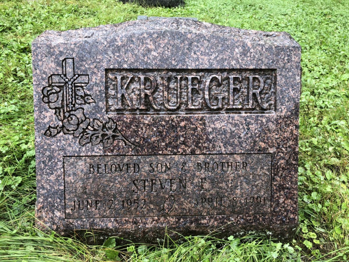 Steven E Kruger Grave Headstone